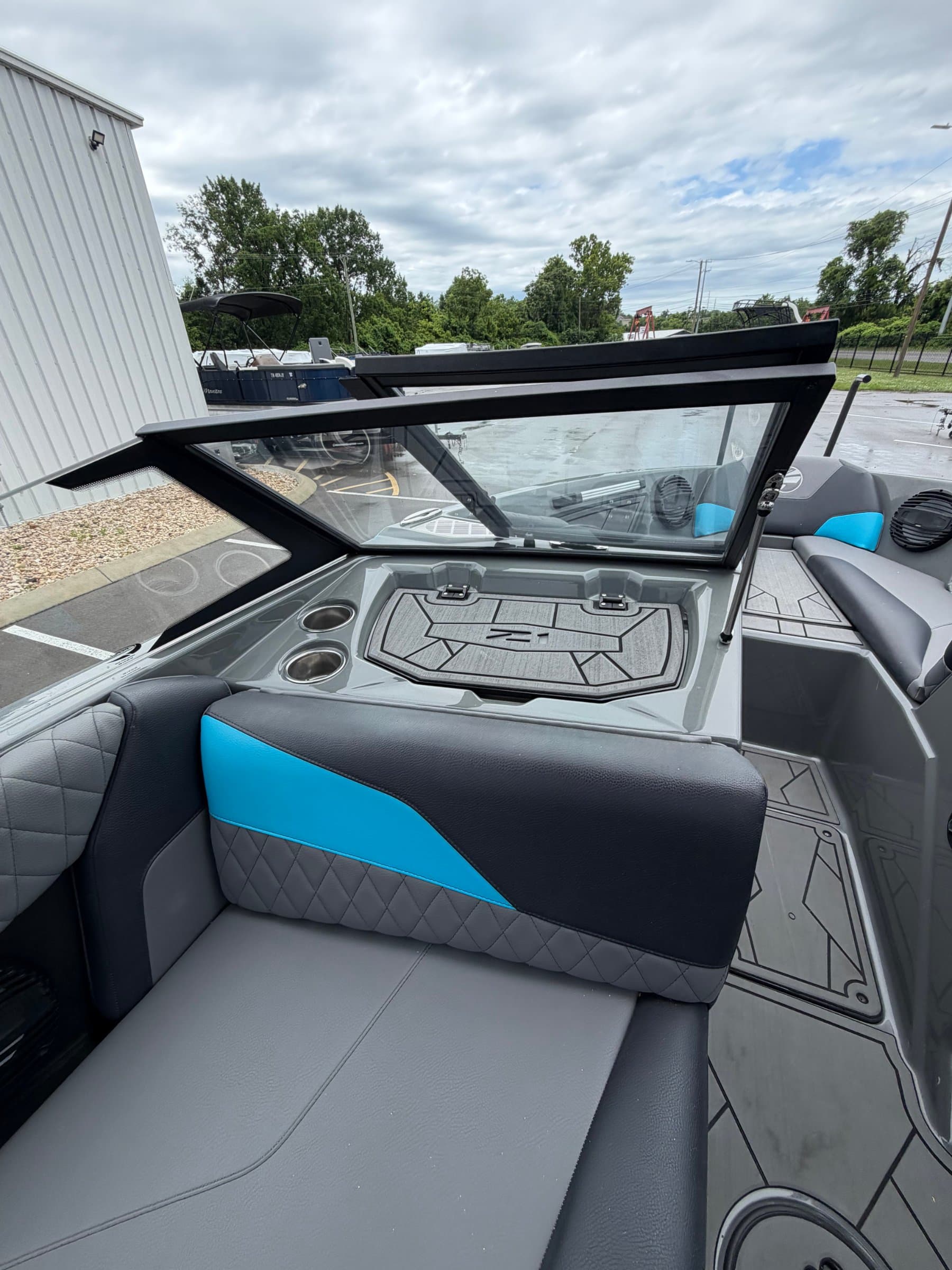 2023 Tige Z1 - exterior