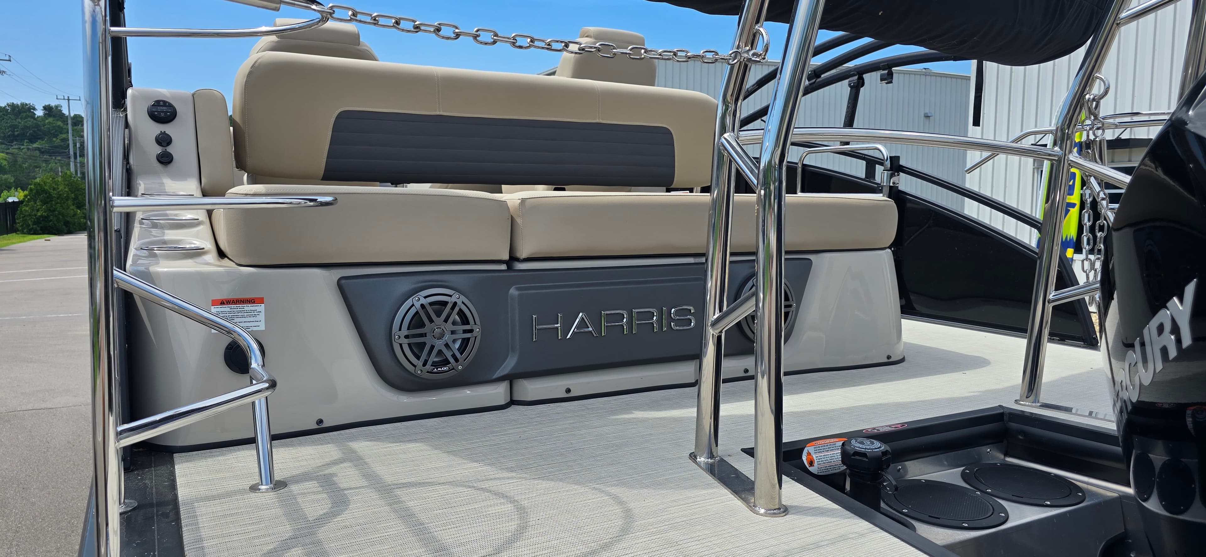 2025 Harris Solstice 250 - exterior