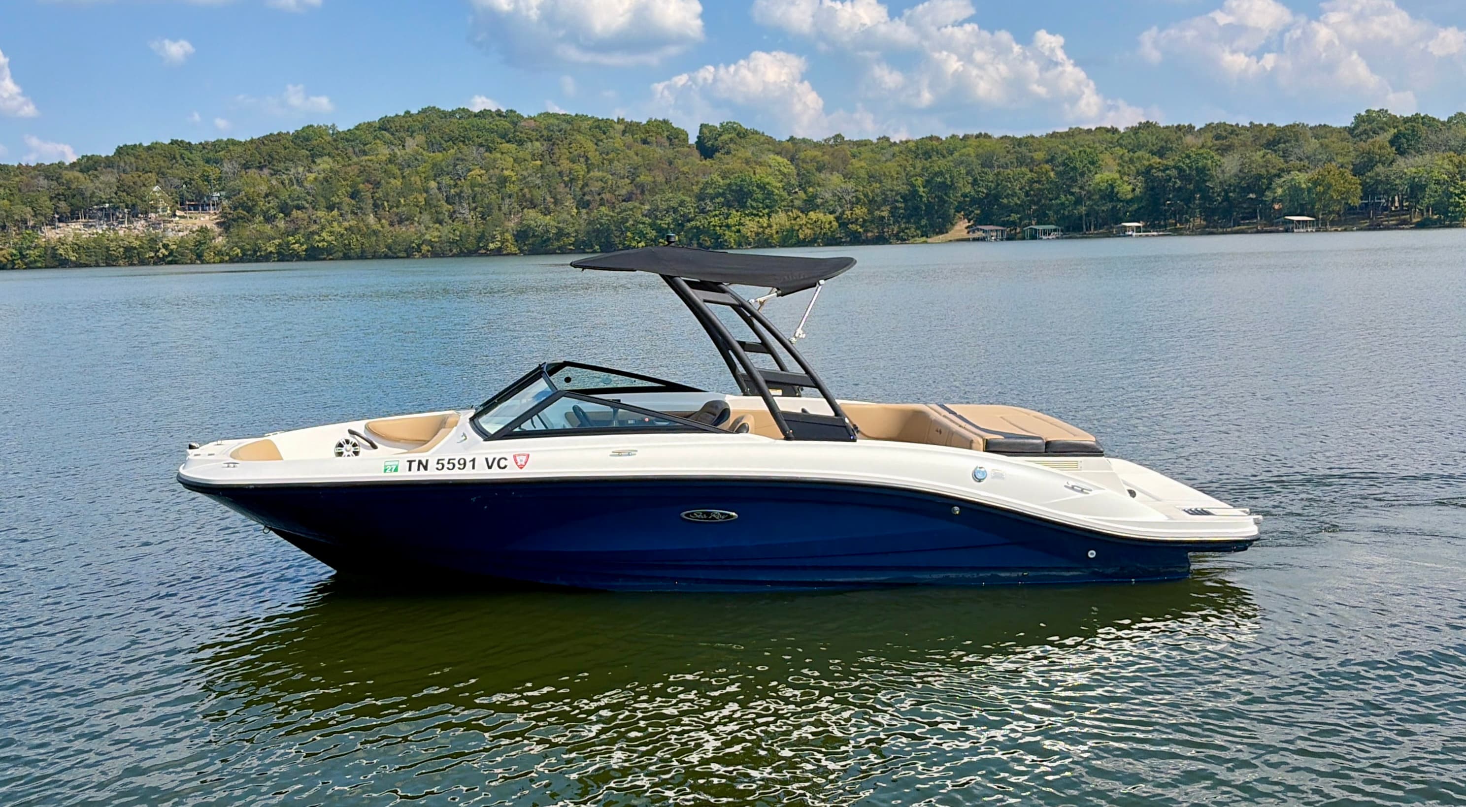 2024 Sea Ray 210 SPX - exterior