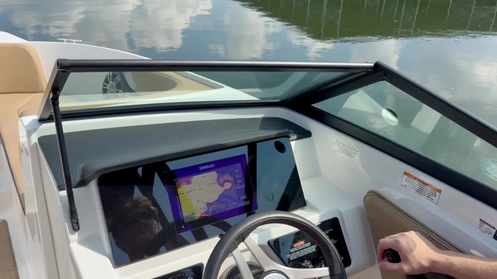 2024 Sea Ray 210 SPX - exterior