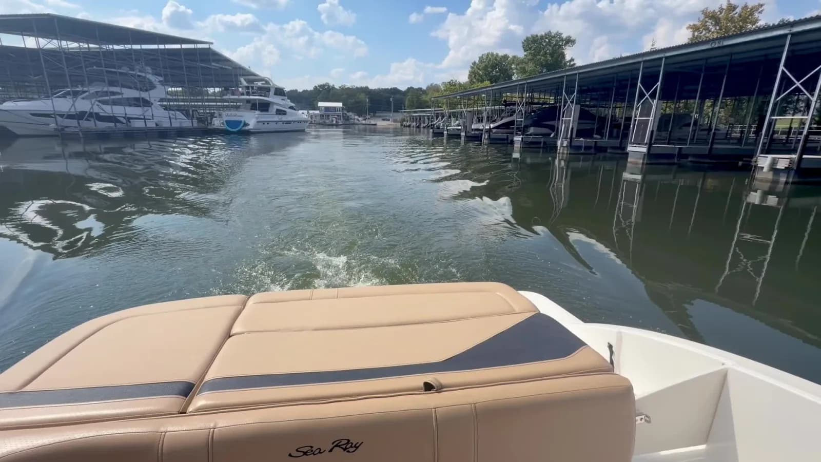2024 Sea Ray 210 SPX - exterior