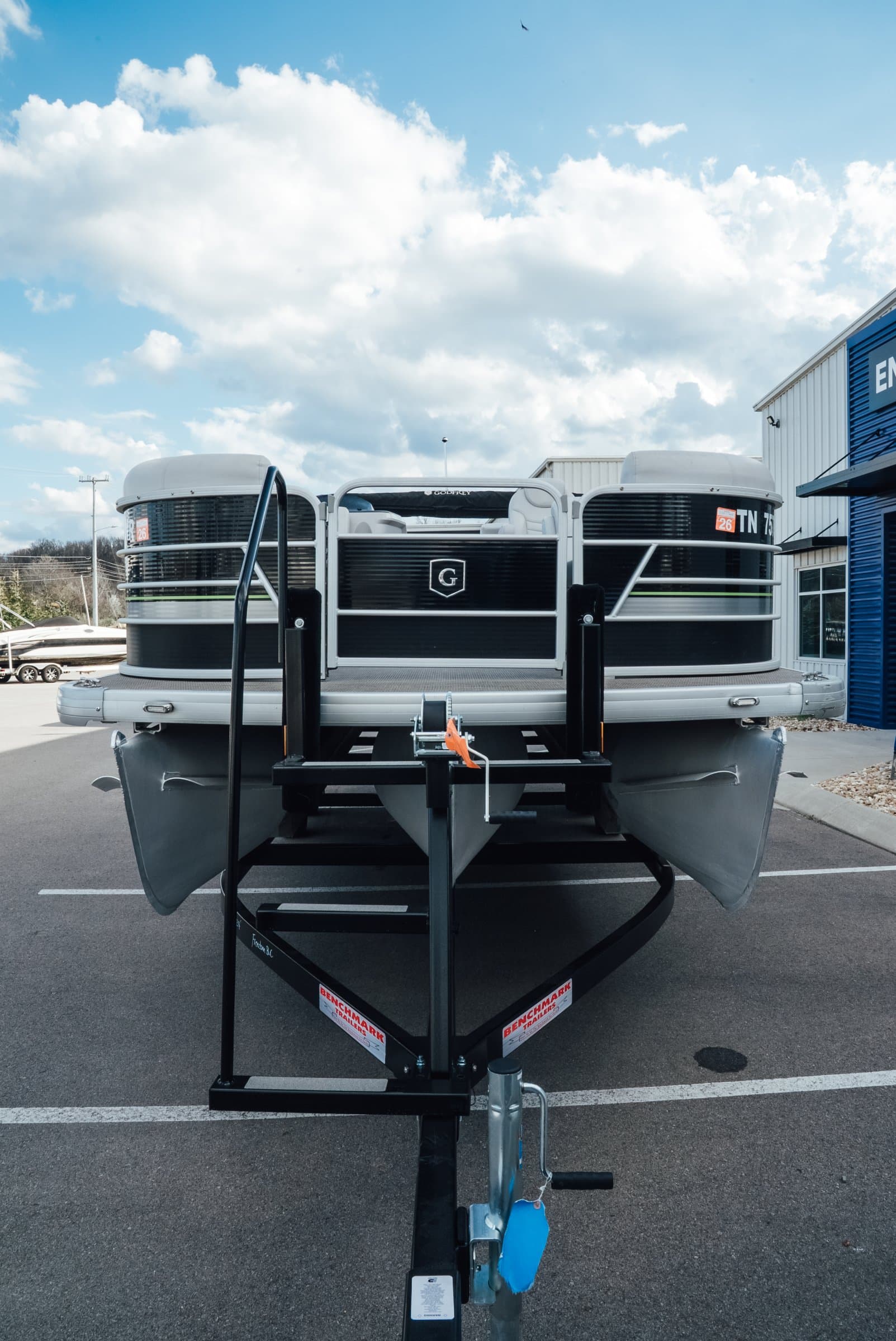 2023 Sweetwater 2486DT - exterior