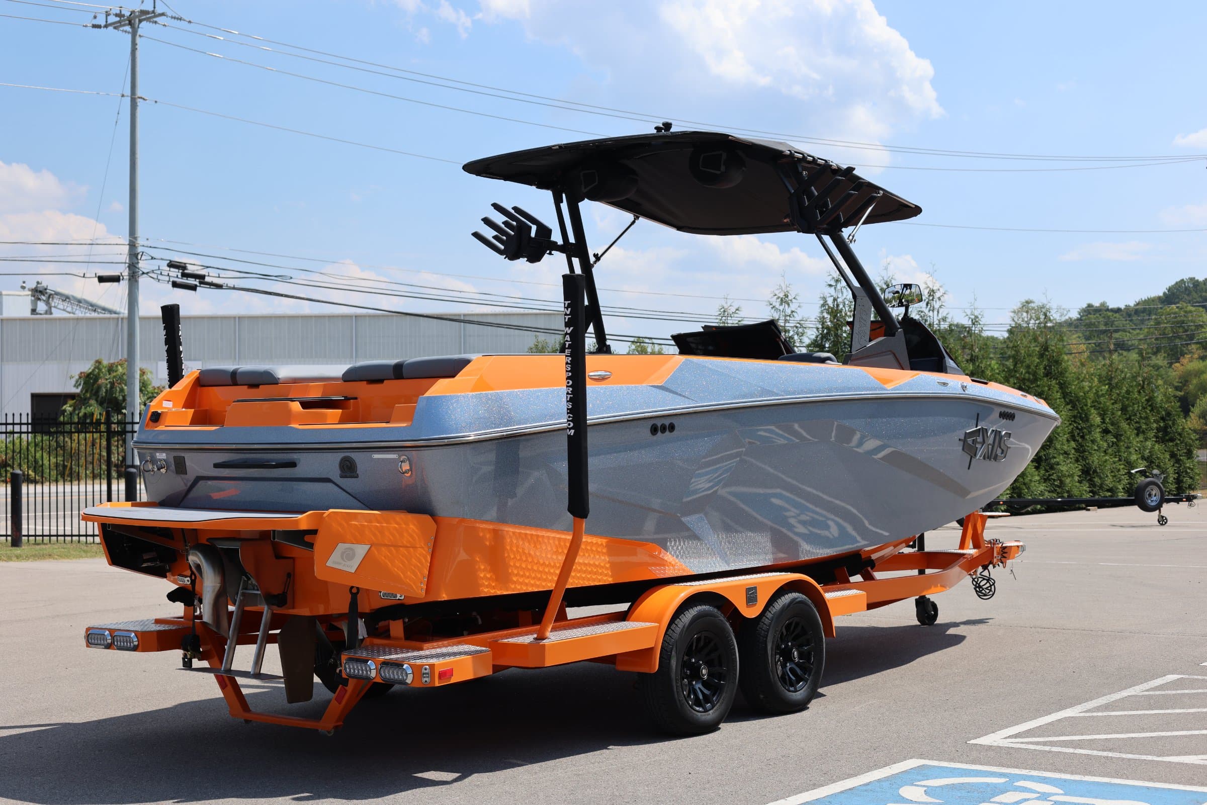 2025 Axis A245 - exterior