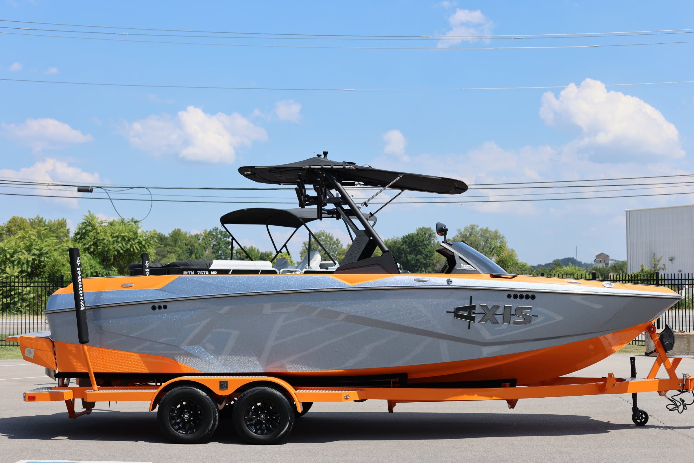 2025 Axis A245 - exterior