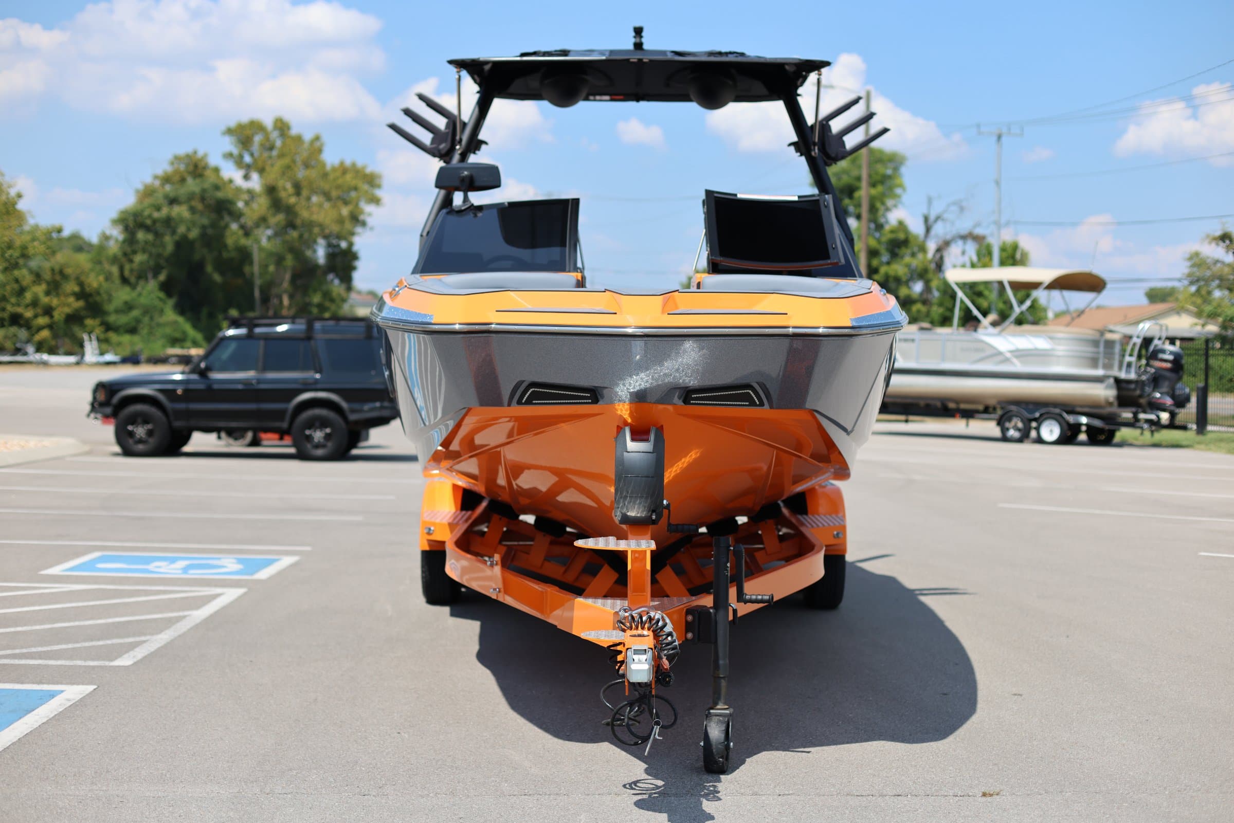 2025 Axis A245 - exterior