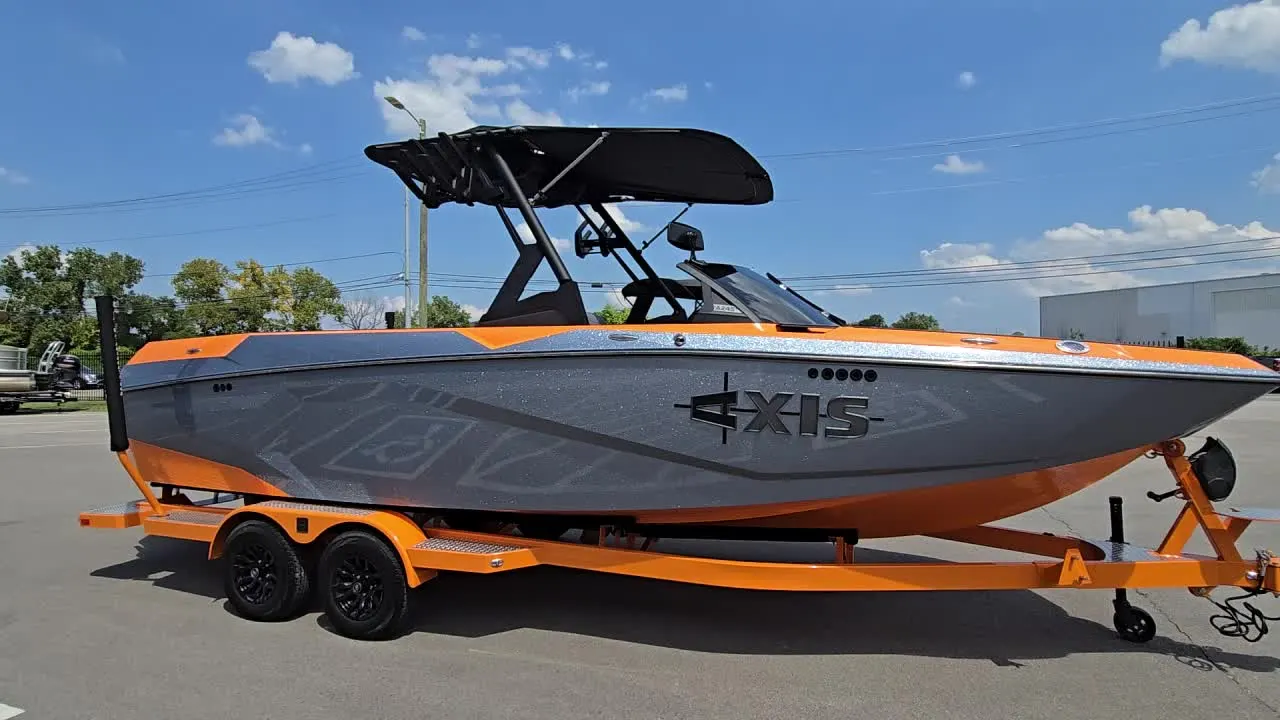 2025 Axis A245 - exterior